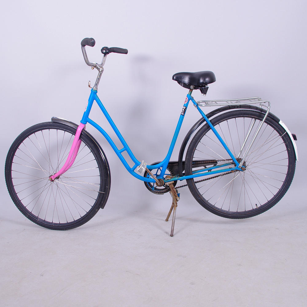 DAMCYKEL.