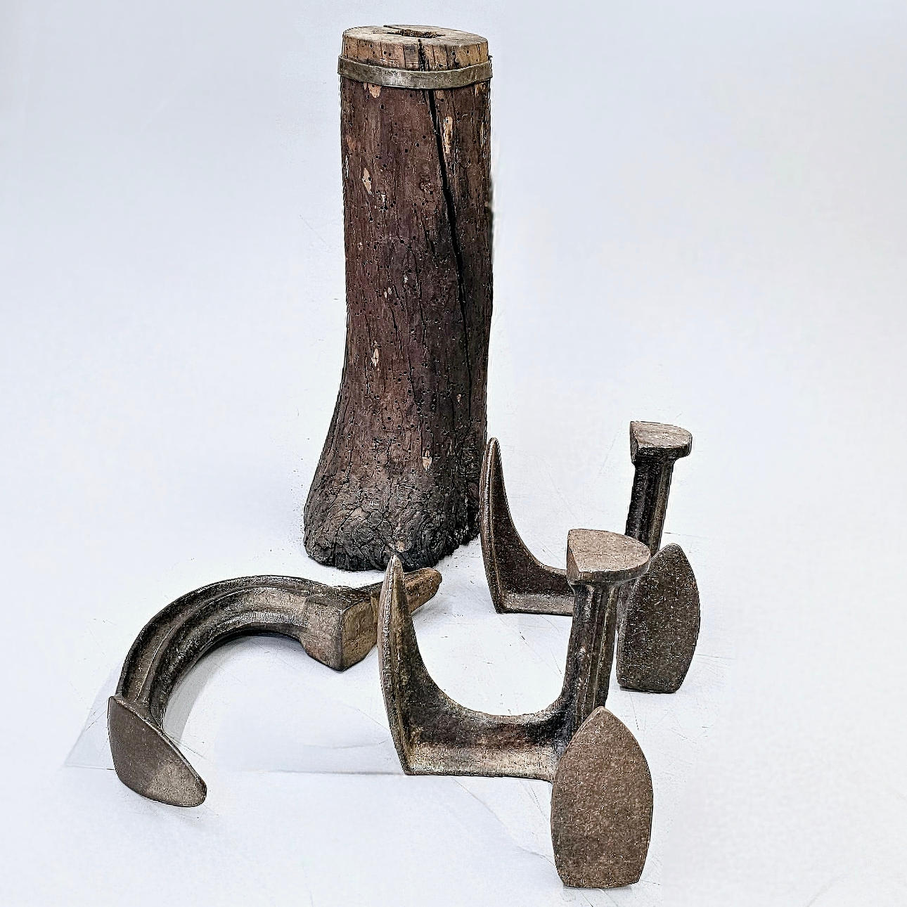 YUNQUE DE ZAPATERO. FINALES SIGLO XIX.