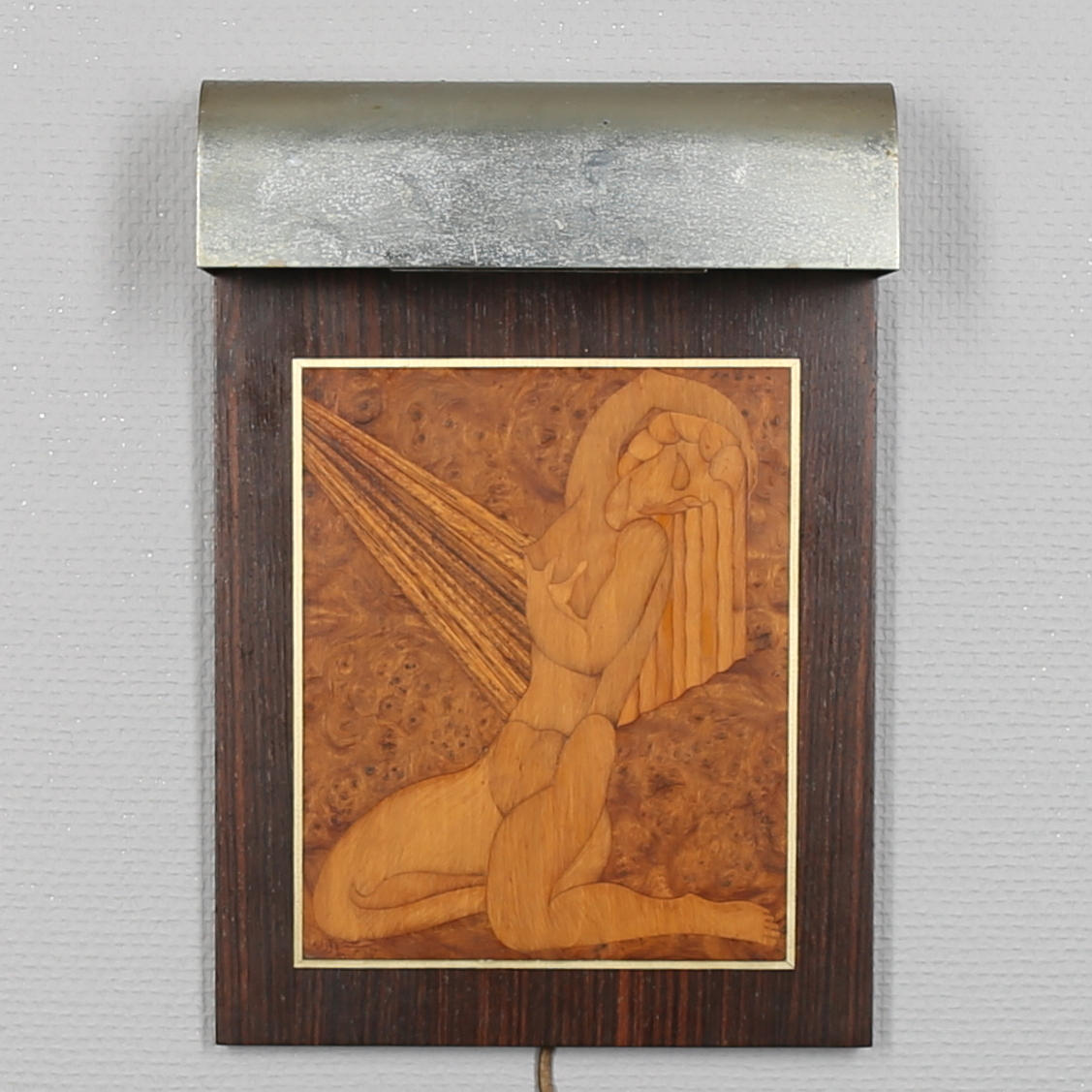 VÄGGLAMPA med dekor i intarsia, Mjölby Decoupeur, 1930-tal.