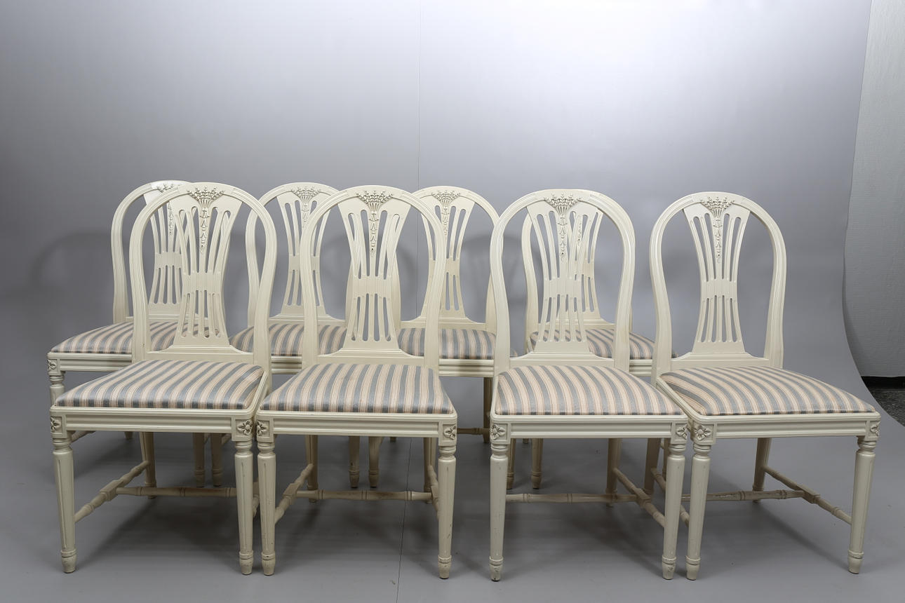 STOLAR, vitmålade, 8 stycken, "Axet", gustaviansk stil, 1900-talets andra hälft.