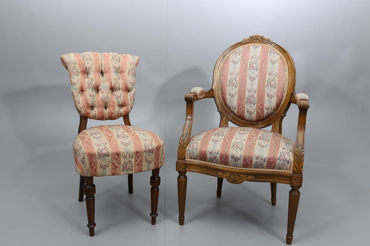 KARMSTOL OCH STOL, 2 delar, 1800-1900-tal.