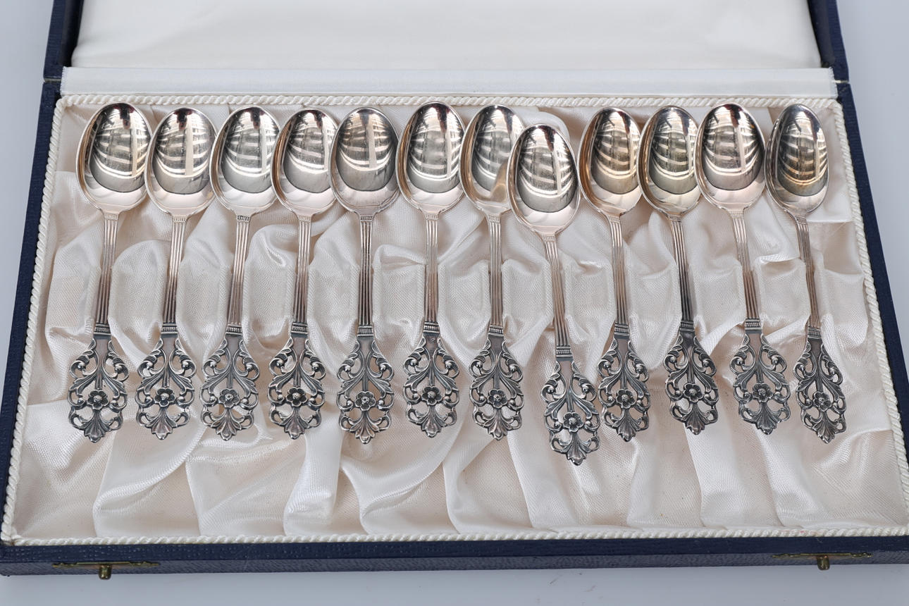 MOCKASKEDAR, silver, "Vikingros", 12 stycken, 88,3 gram.