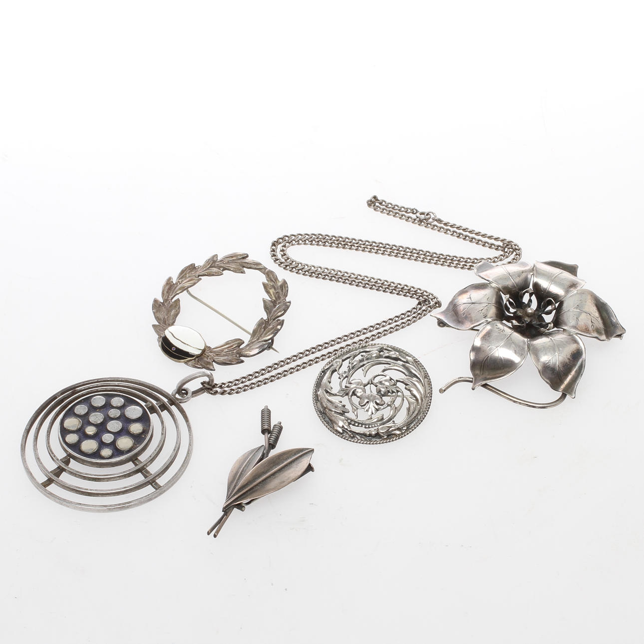 SMYCKEN, 5 delar, delvis silver, 1900-tal.