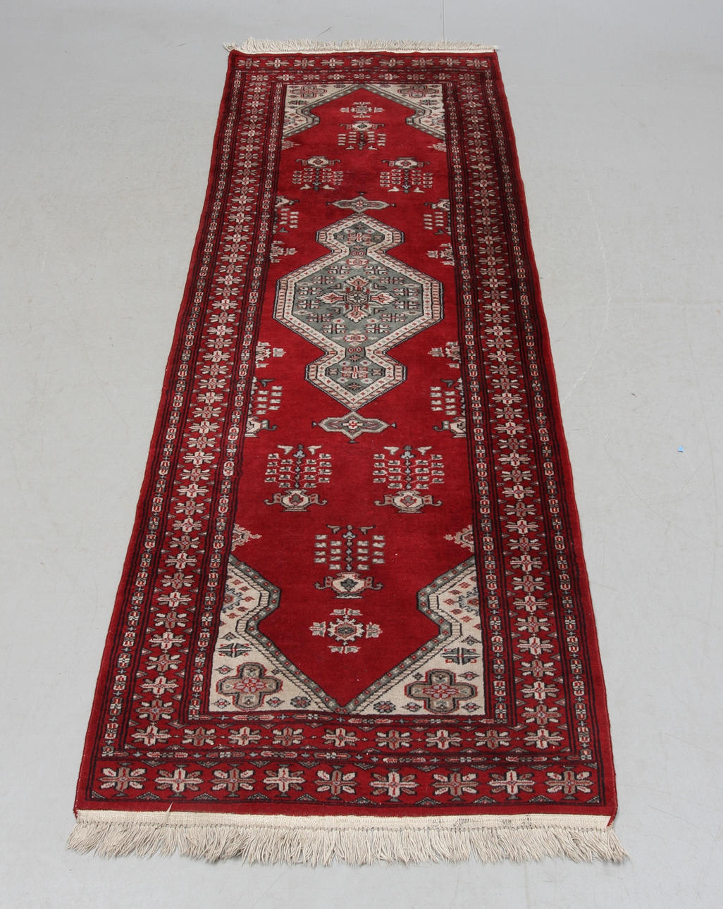 MATTA, orientalisk, ca 240 x 80 cm.