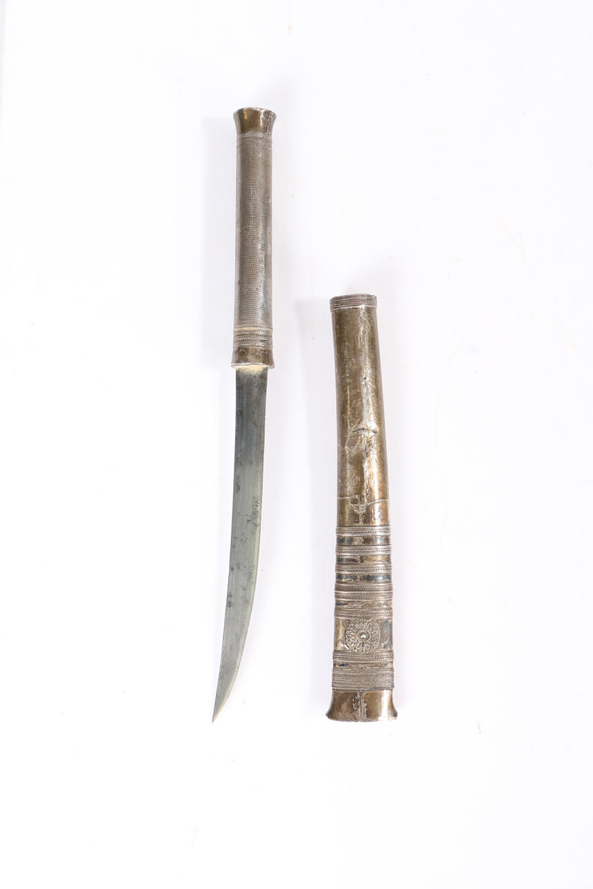 BURMESE DHA KNIFE.