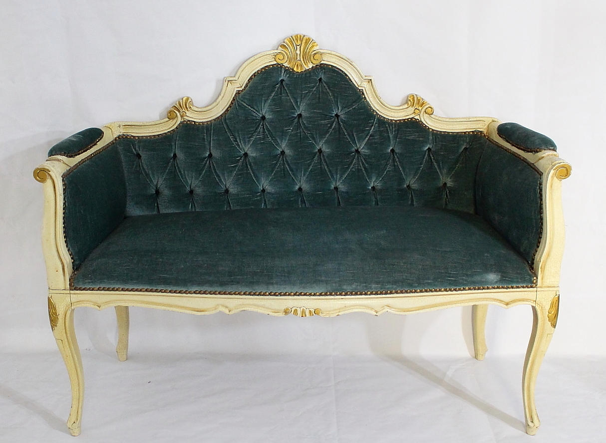 BARNSOFFA, Rokokostil 1900-tal.