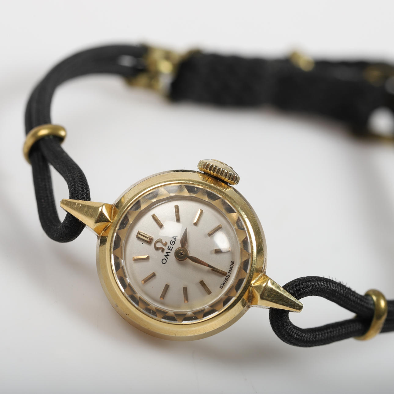 RELOJ DE SEÑORA, Omega, oro 18 K.