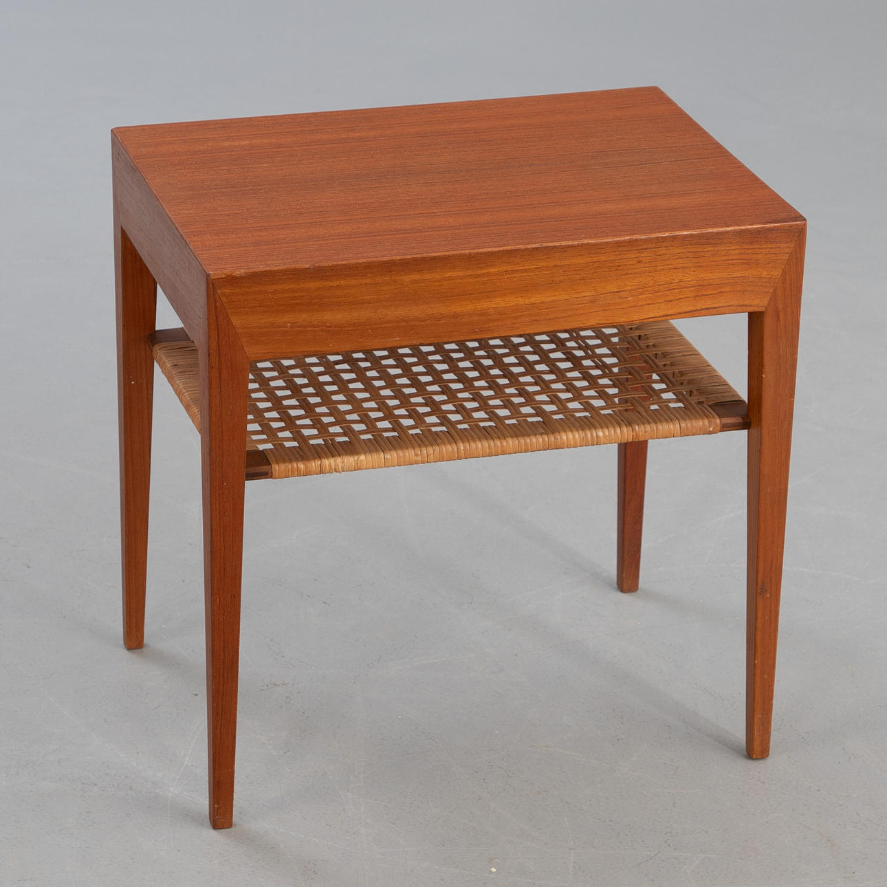 Severin Hansen, sidobord i teak, Haslev, Danmark.