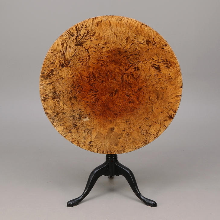 FÄLLBORD, alrot/svärtat trä, omkring 1800.