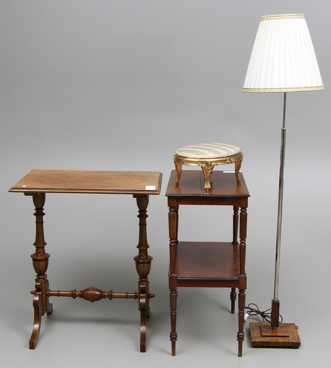 PARTI MÖBLER, 4 delar, 18/1900-tal.