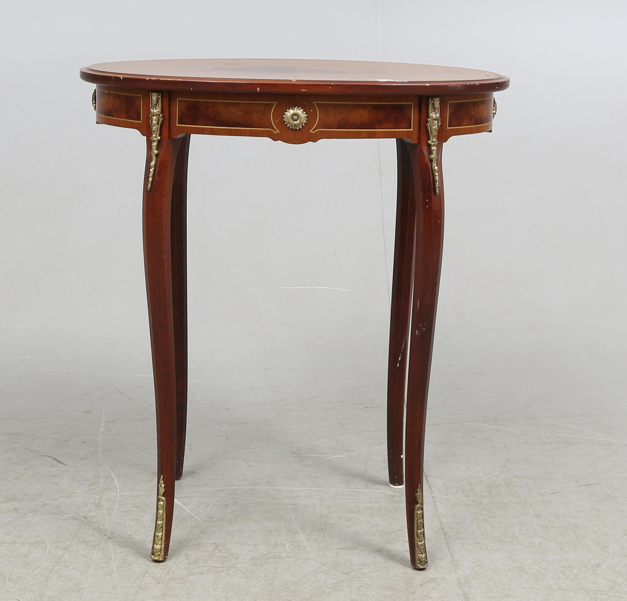 LAMPBORD, rokokostil, 1900-tal.