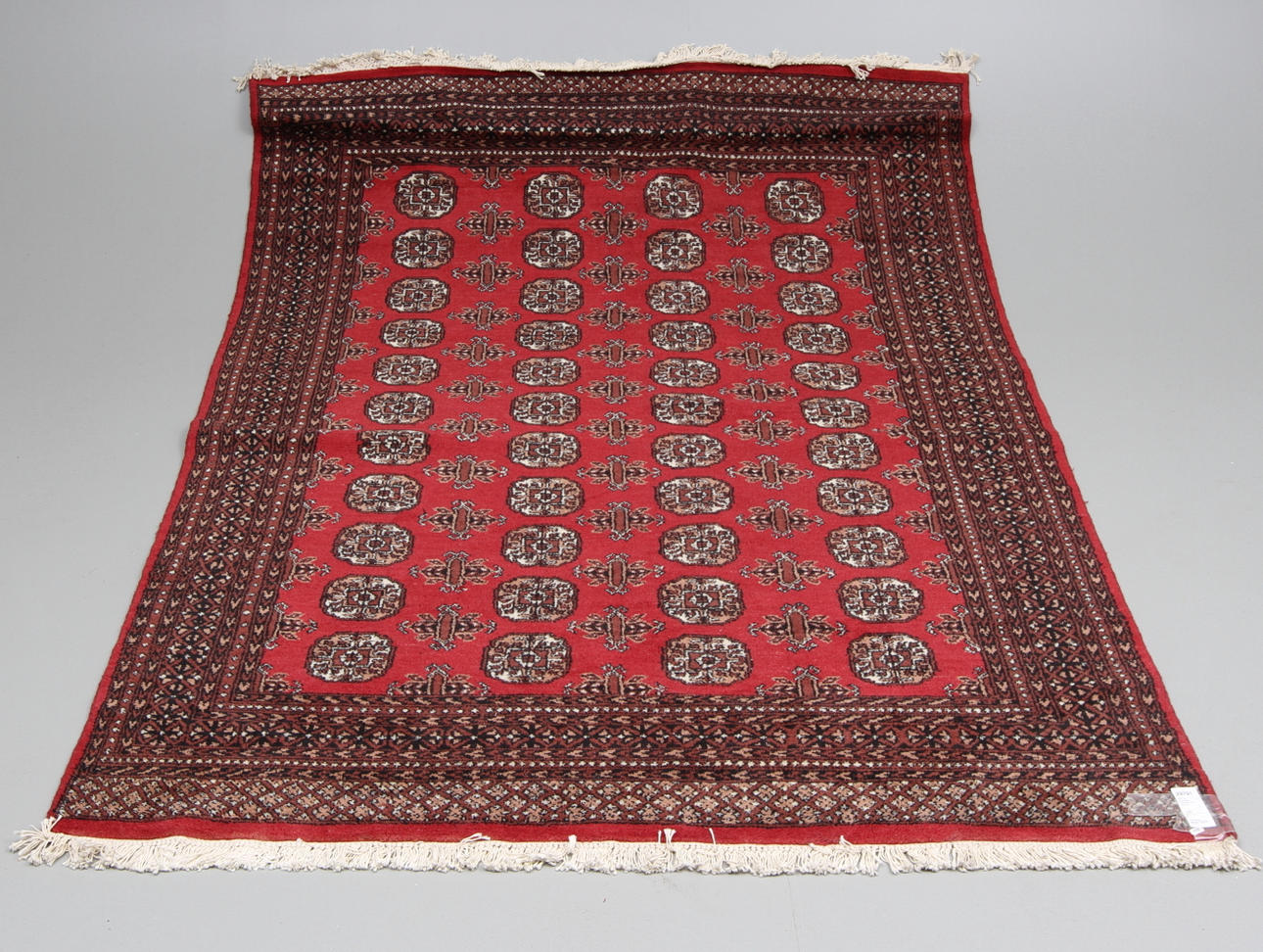 MATTA, orientalisk, Pakistan, 255 x 83 cm.