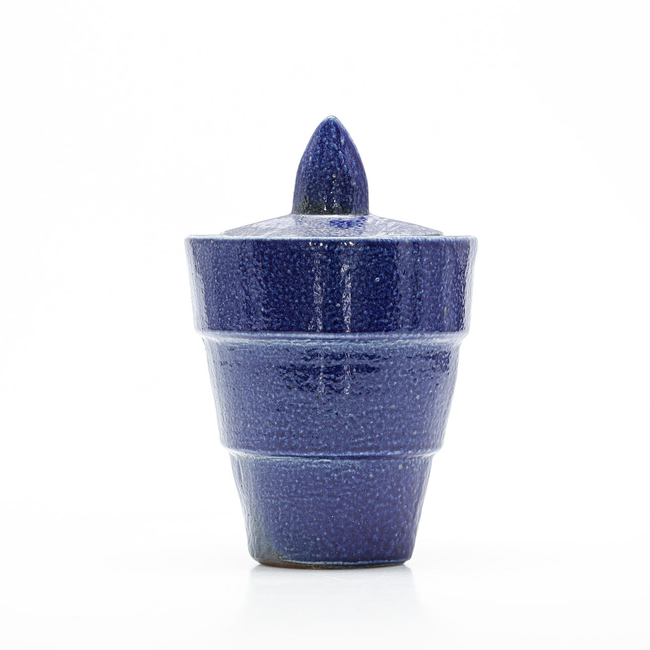 THORD KARLSSON. Stoneware vase with cover.