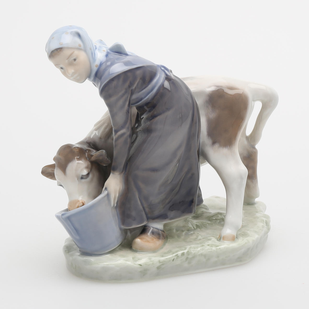 FIGURIN, piga med kalv, Royal Copenhagen.