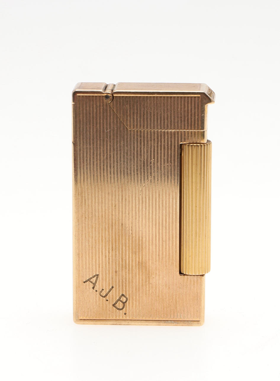 A 9CT GOLD DUNHILL LIGHTER ETC.