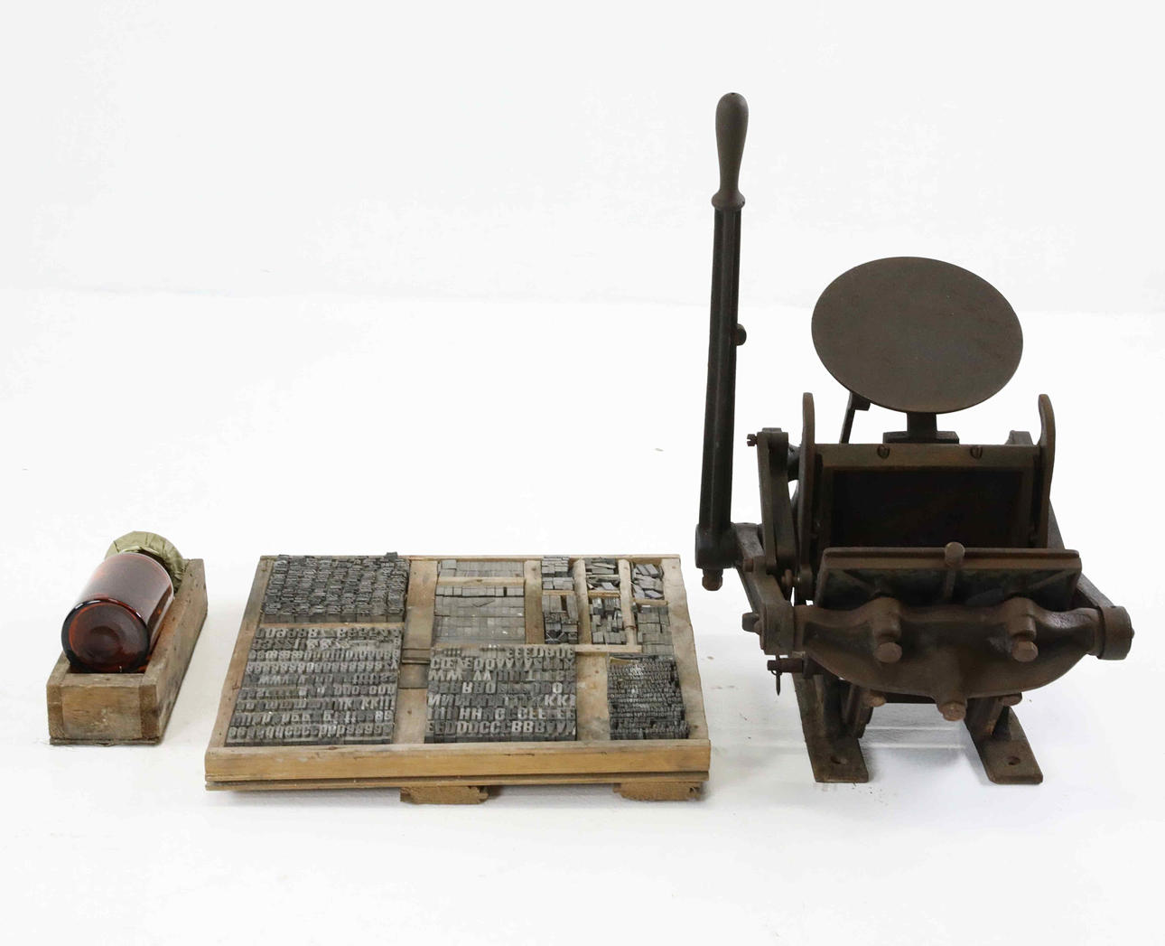 PRINTING PRESS so-called crucible press, with types, cast iron, marked PATENT, origin pharmacy, Dalarna.