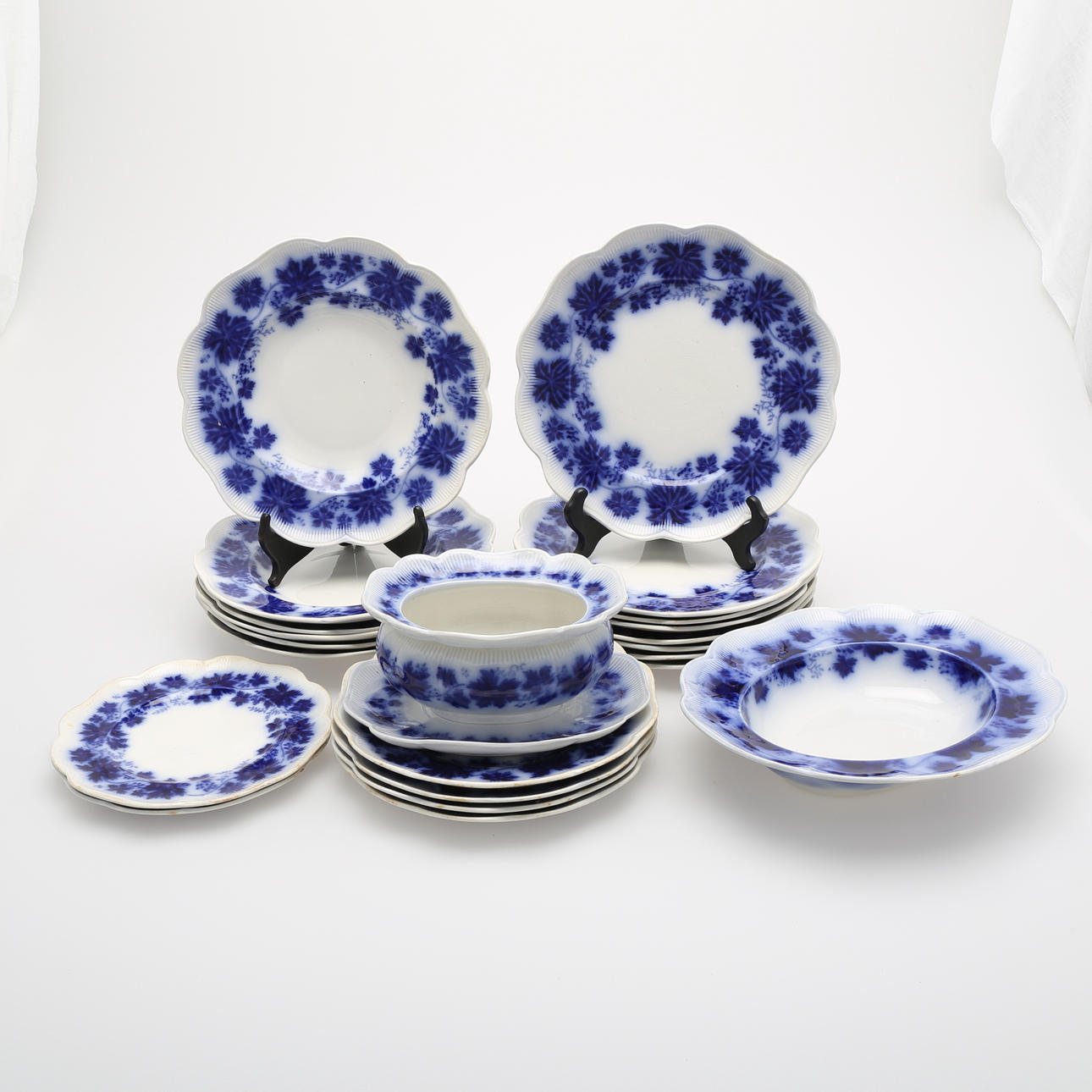 SERVISDELAR, 22 delar, "Vinranka", Arthur Percy, Gefle.