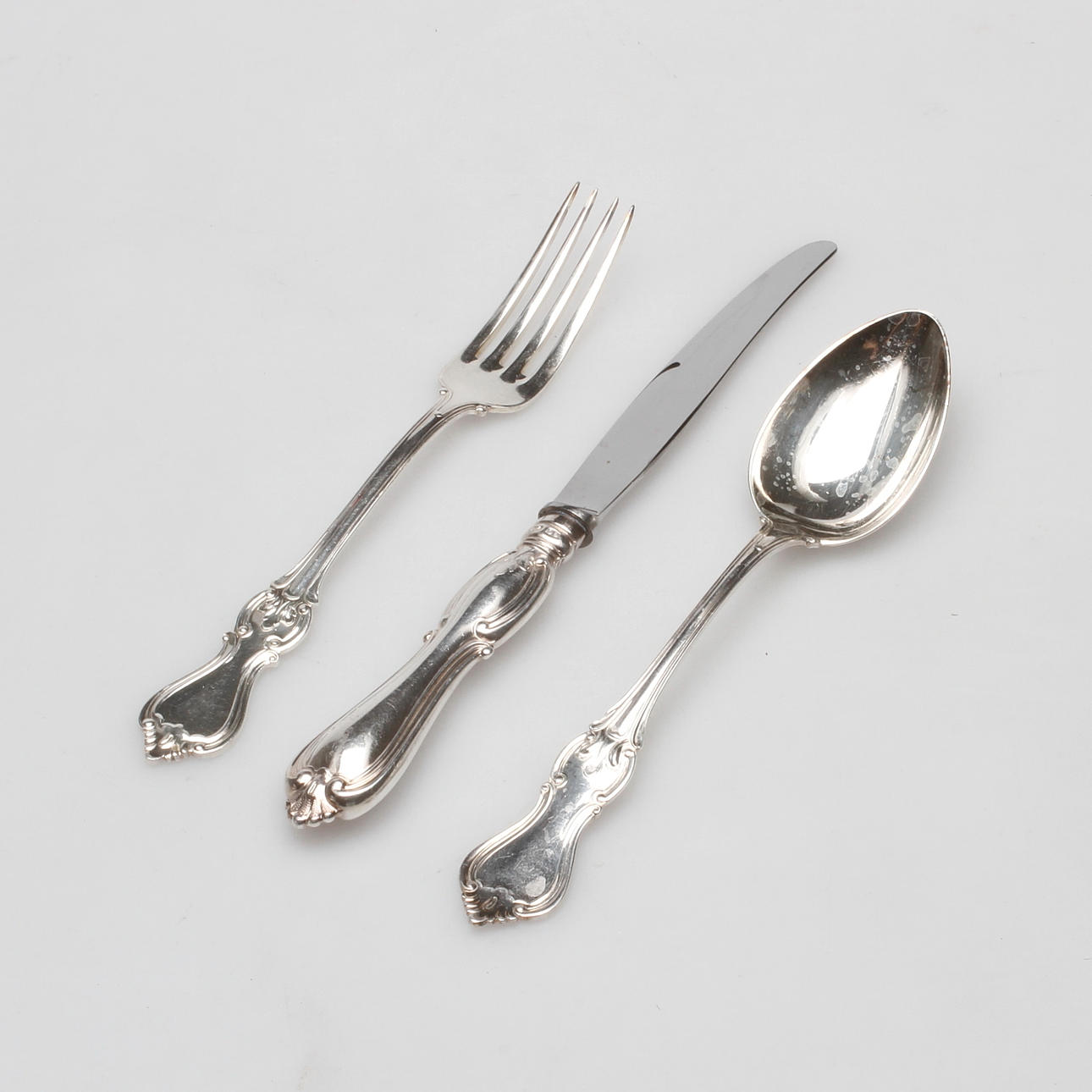 BESTICK, 34 delar, silver, "Olga", vikt ca. 1788,2 gram.