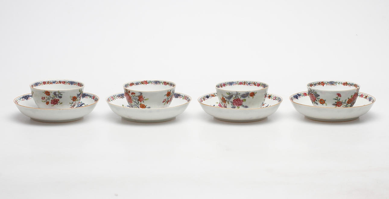 KOPPER MED DASKER, 4 stk, porcelæn, Kina. Keramik & porcelæn ...