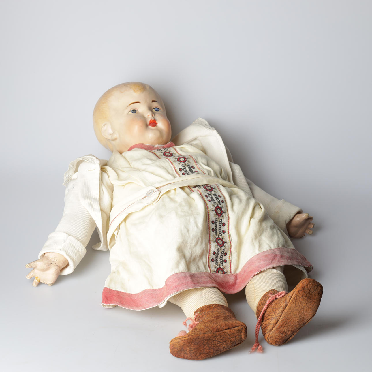 DOLL, early 20th century.