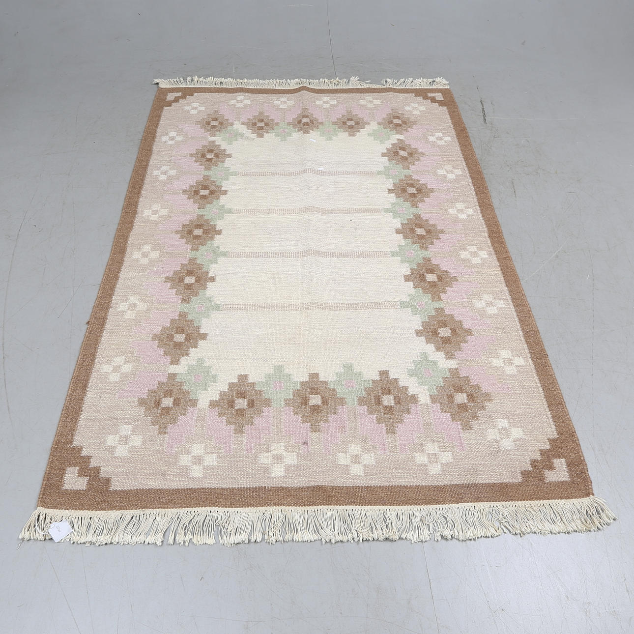 MATTA, rölakan, 1900-tal, ca. 200x140 cm.