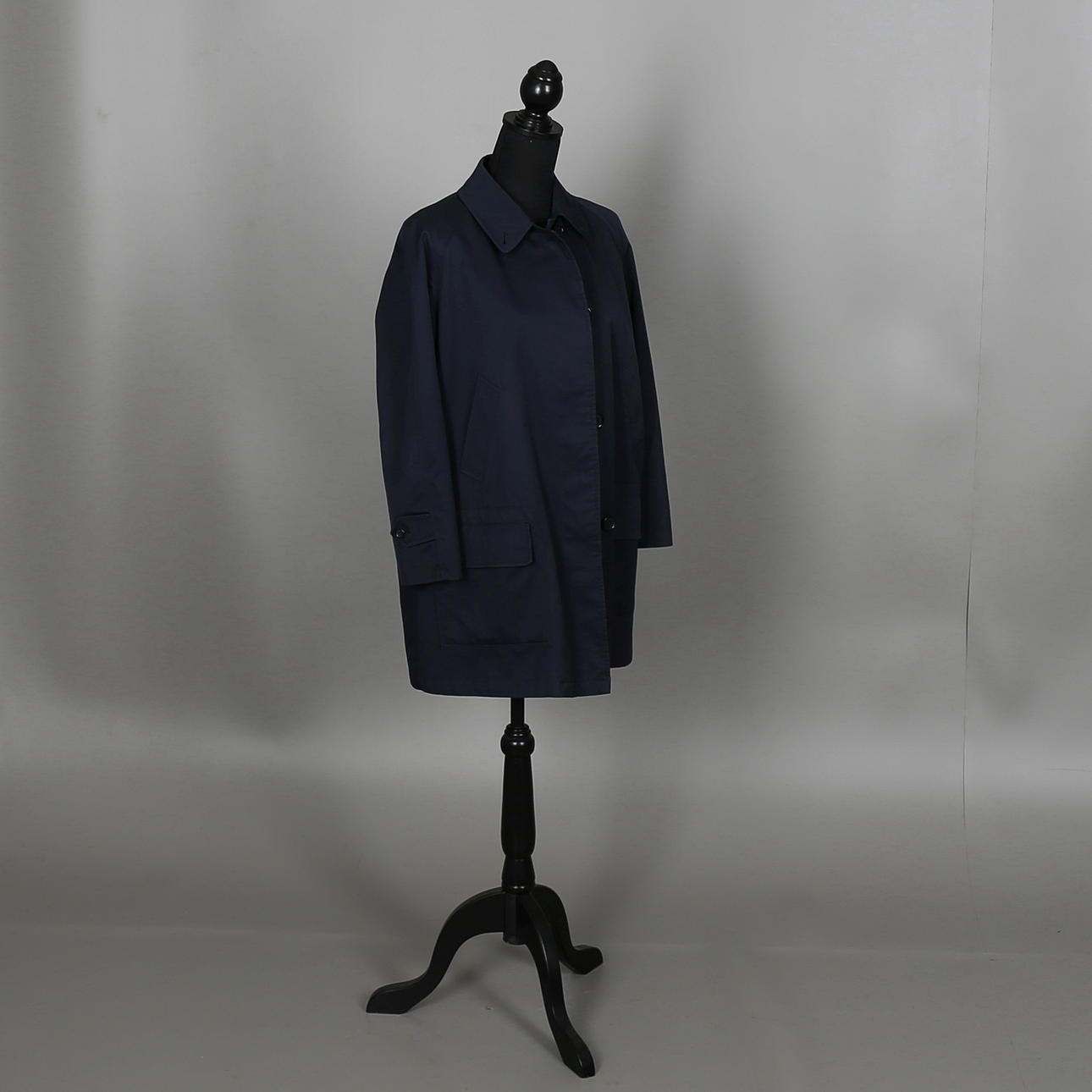 DAMKAPPA, Burberry, marinblå, ullfoder.