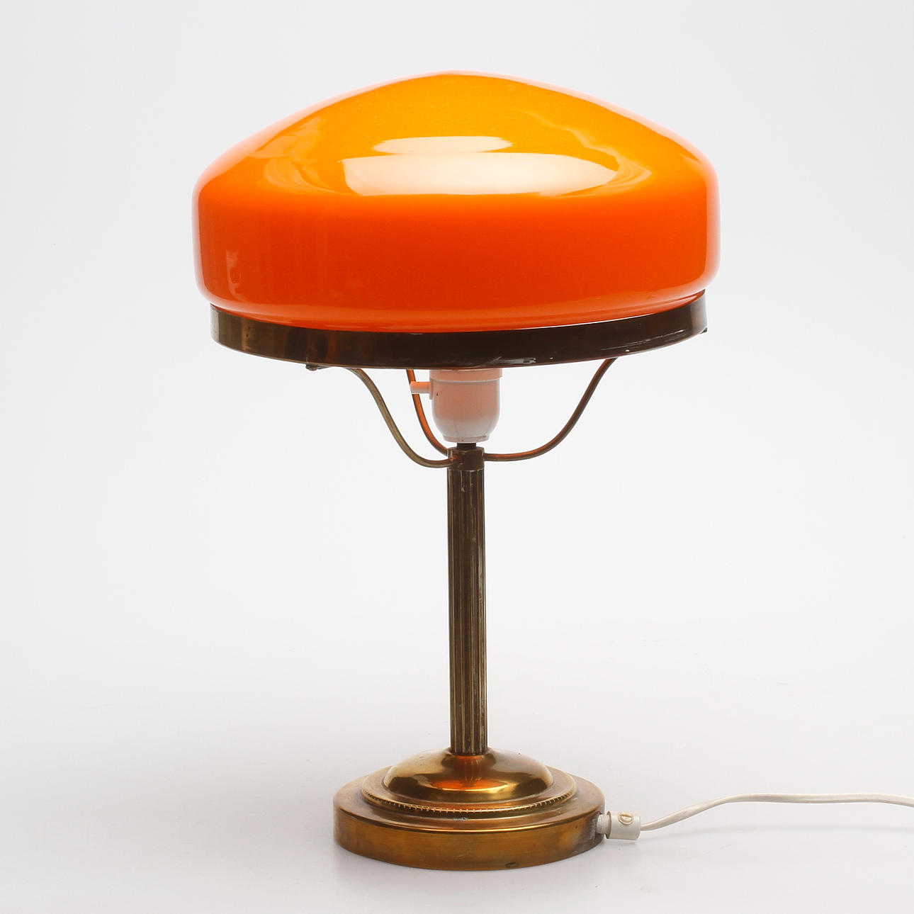 BORDSLAMPA, så kallad Strindbergslampa, 1900-tal.