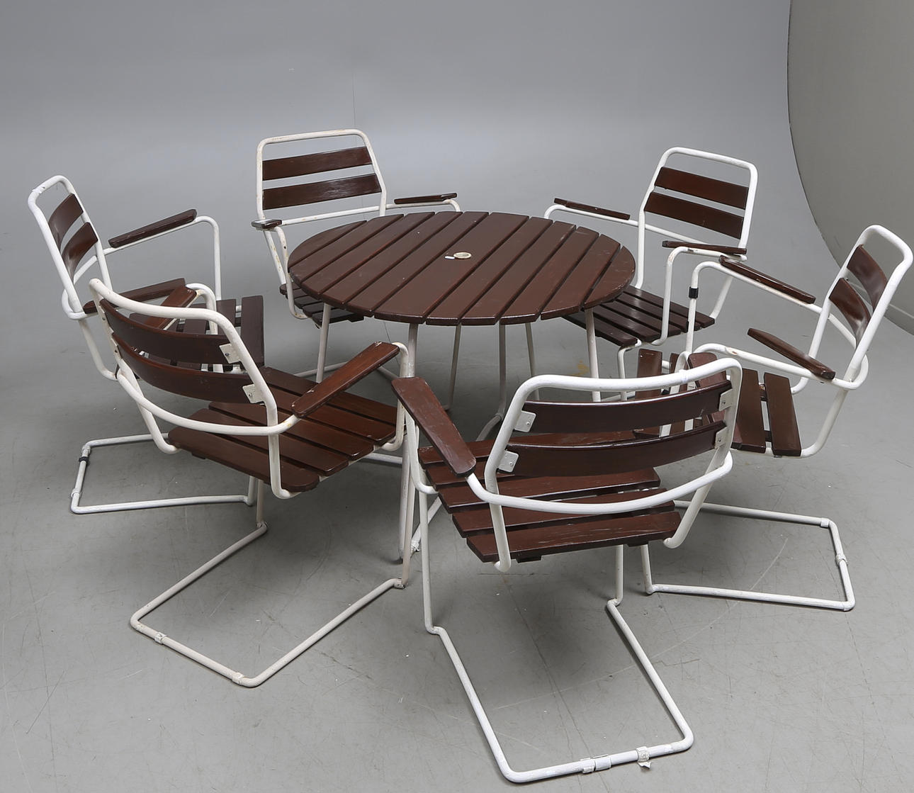 TRÄDGÅRDSMÖBEL, 7 delar, 1900-tal.