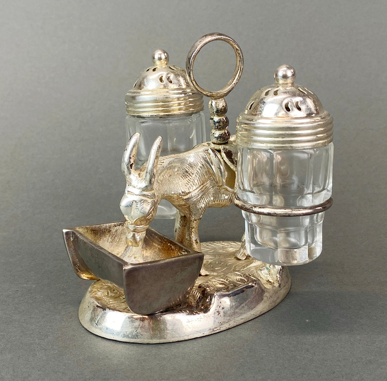 SILVER PLATED CRUET SET.