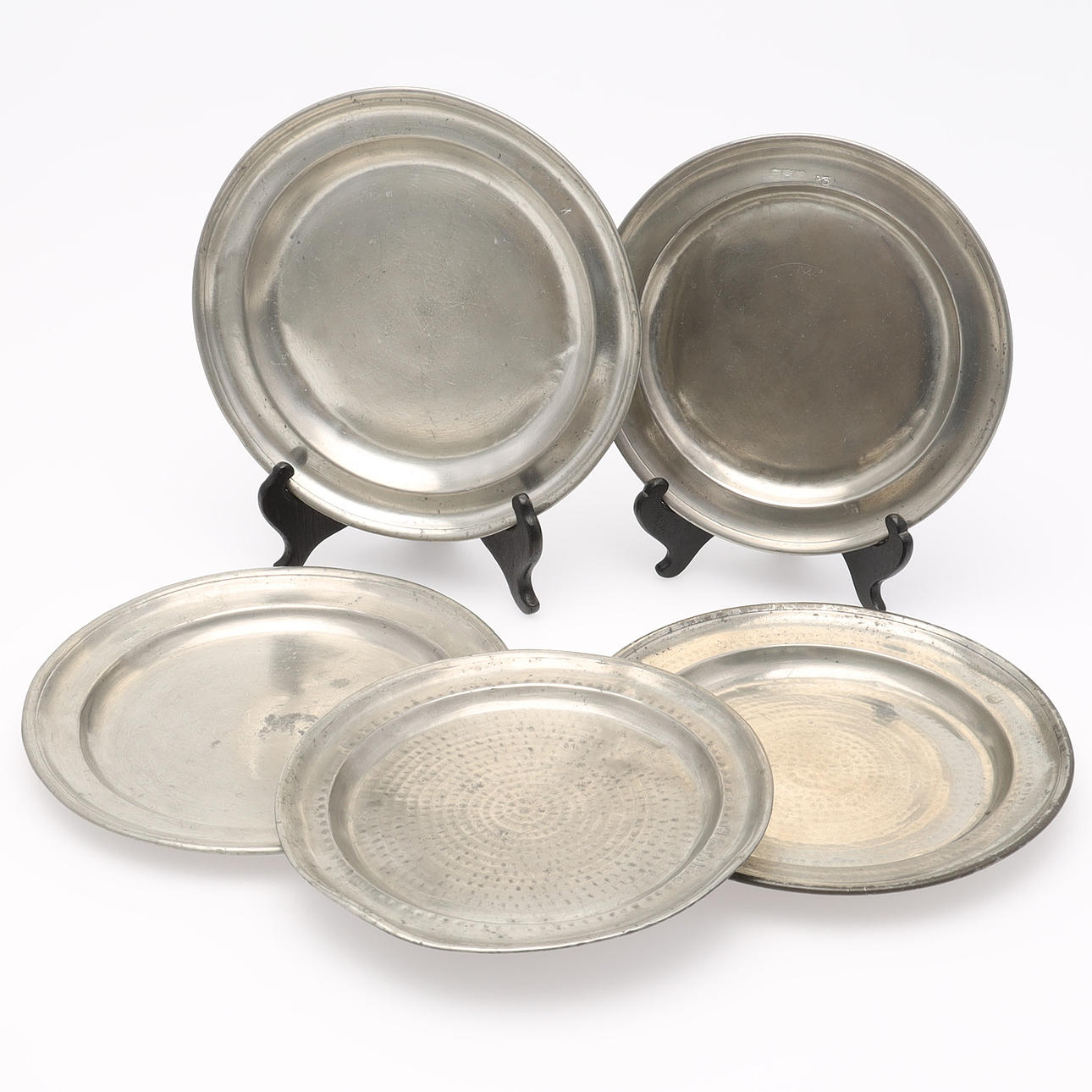 TALLRIKAR, 5 tallrikar, 1800-tal.