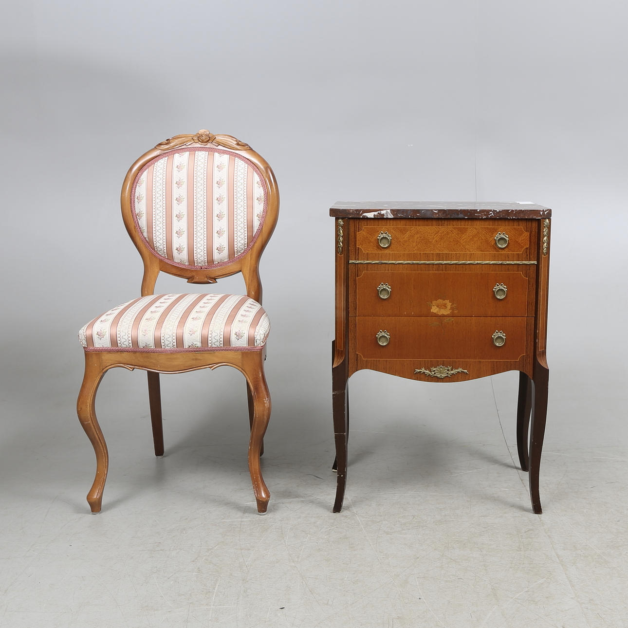 BYRÅ OCH STOL, rokokostil, 1900-tal.