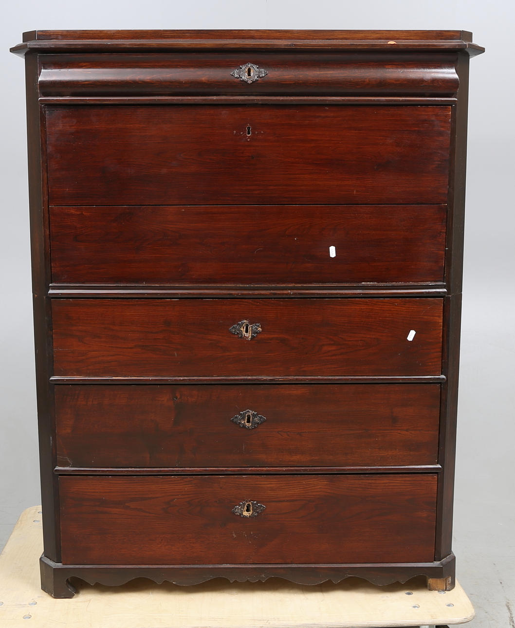 CHIFFONJÉ, 1800-tal.