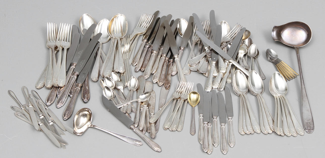 BORDSBESTICK, nysilver, ca 128 delar, "Vasa" och "Franska Liljan", KAFFESKEDAR, 6 st, "Guldi".