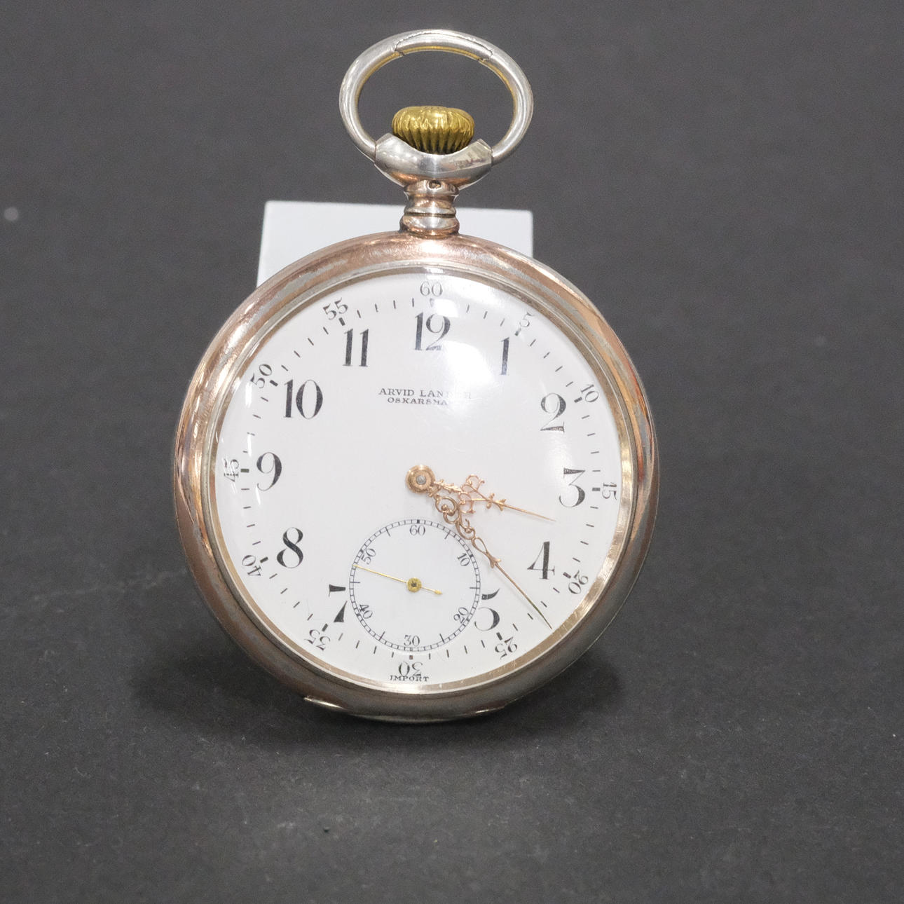 ZENITH, TASKUKELLO, HOPEAA.