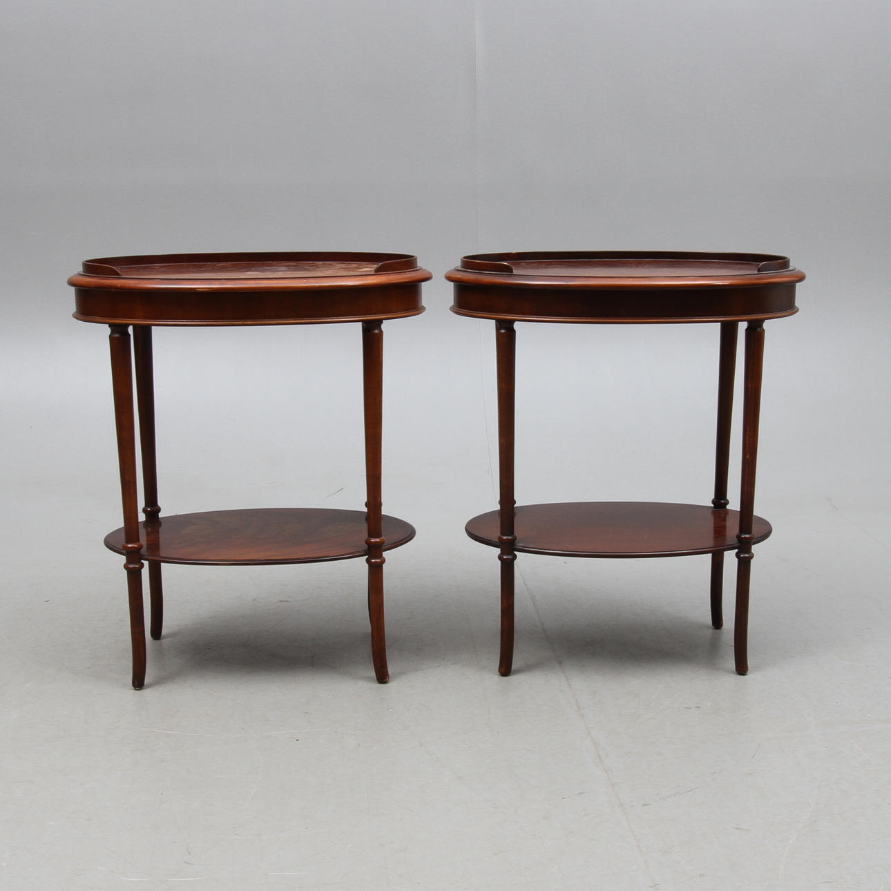 LAMPBORD/SIDOBORD, 1 par, 1900-tal.