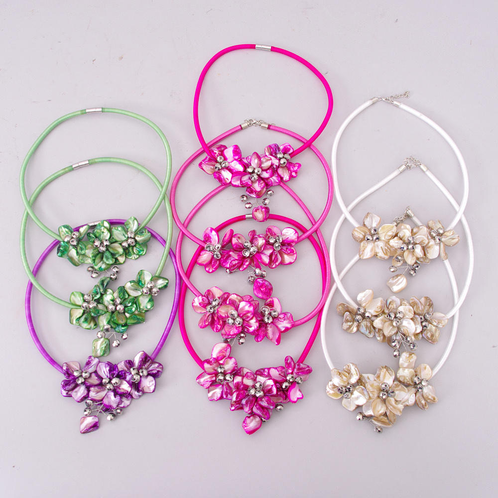 HALSBAND, 10 stycken, nyskick.