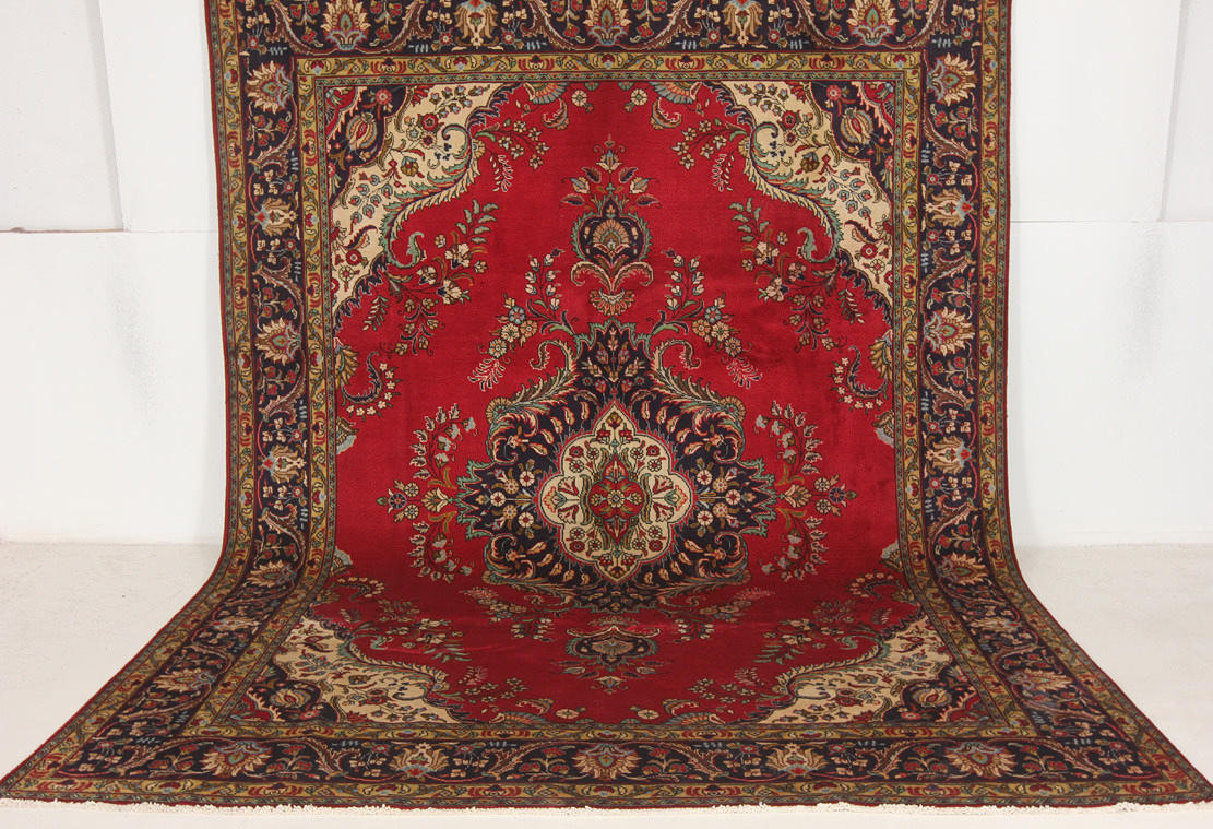 ORIENTALISK MATTA, Persien, Täbriz, 395 x 290 cm.