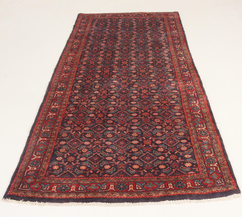 ORIENTALISK MATTA, Persien, Mahal, 270 x 118 cm.