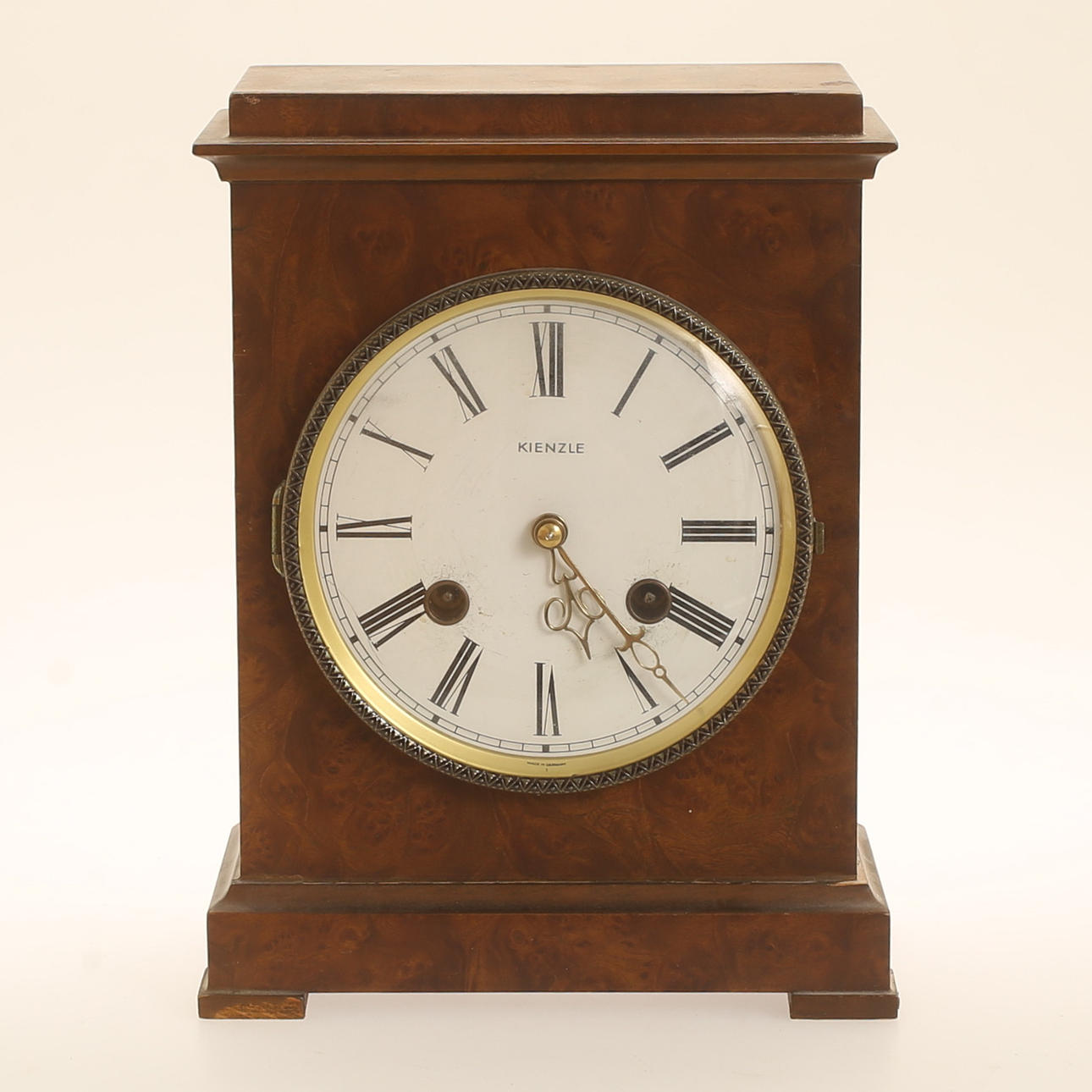 PÖYTÄKELLO, Kienzle, 1900-luku.