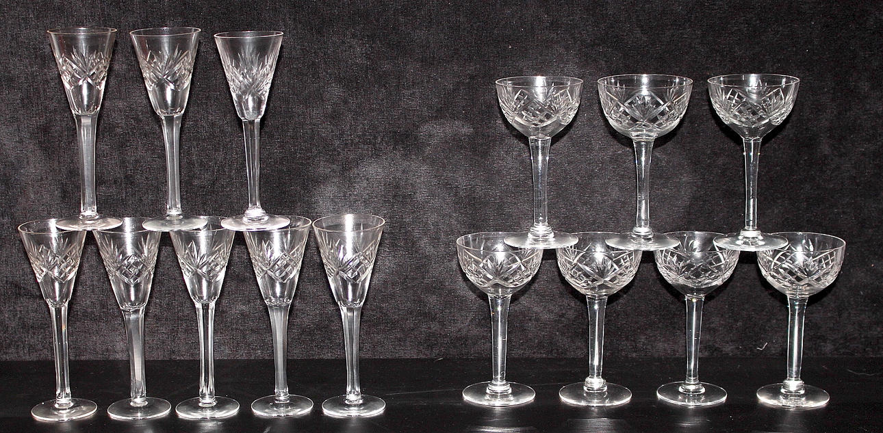 GLAS, 15 st, Helgaslipade.