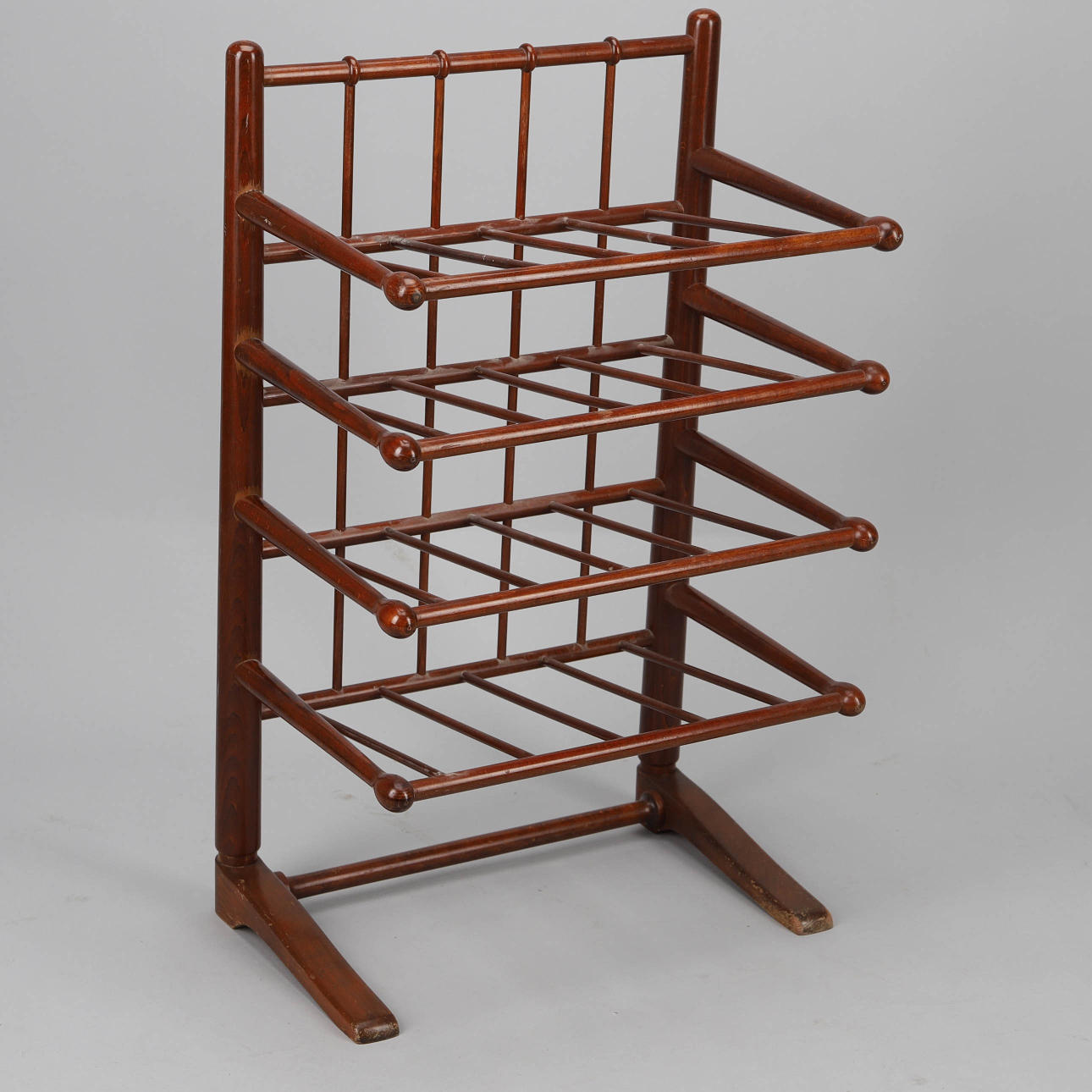 ZEITUNG, fleckiges Buch.