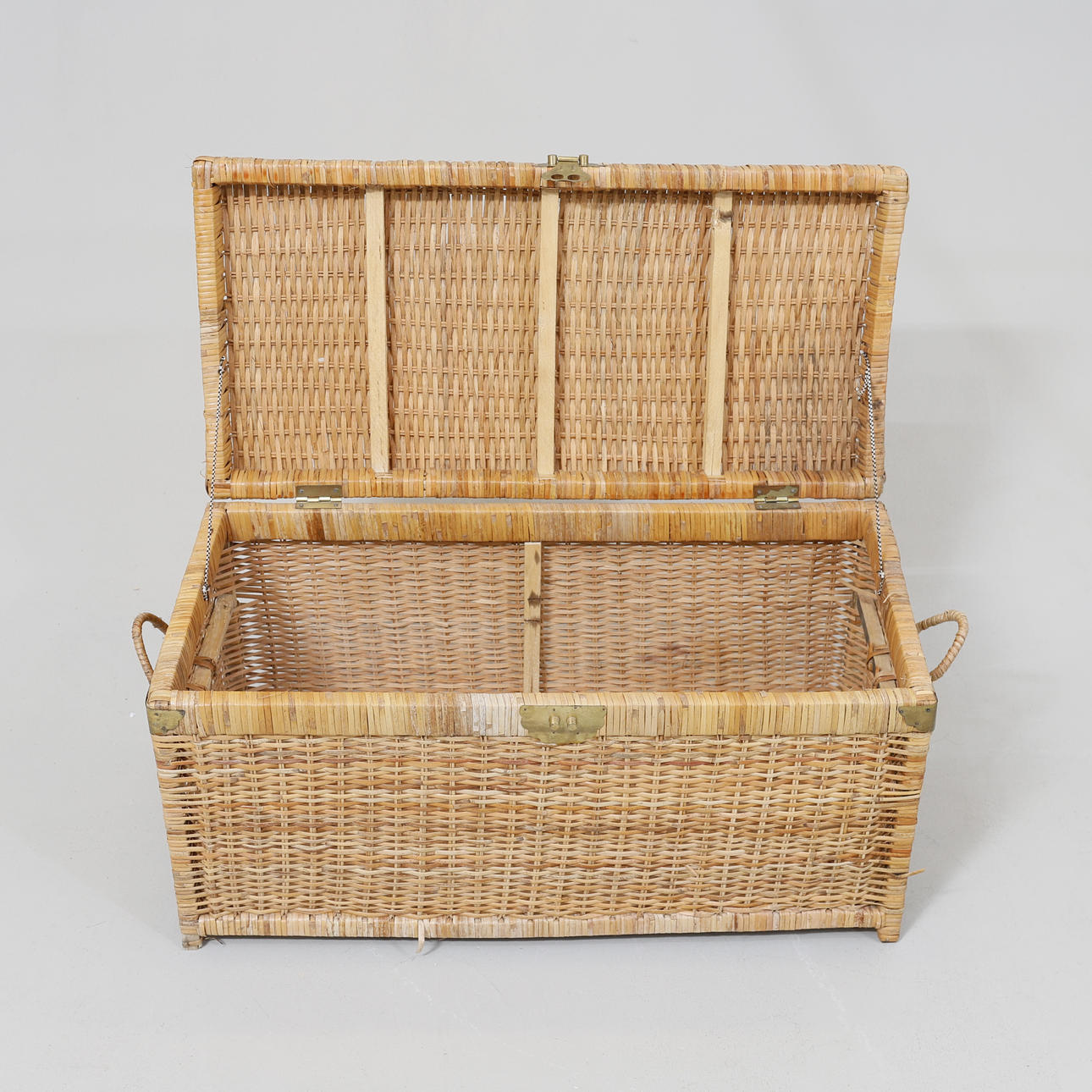 KORG/KISTA, rotting, 1900-tal.