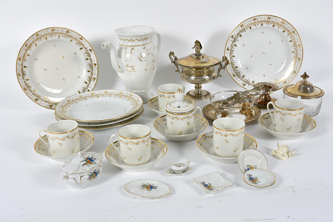 PORSLIN SERVICE OCH OLIKA SILVER TILLBEHÖR.