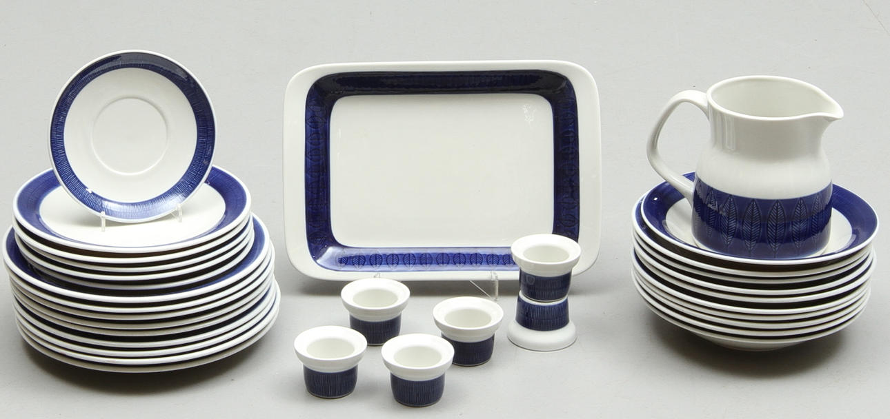 MATSERVIS, 32 delar, porslin, "Koka", blå, Rörstrand.