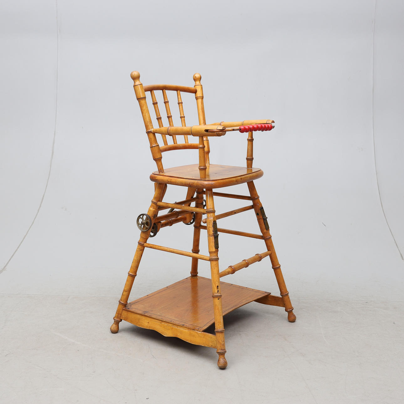 CHILD CHAIR, foldable, early 20th century.