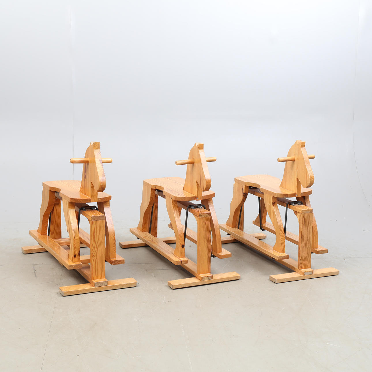 KEINUHEVOSET, 3 kpl.