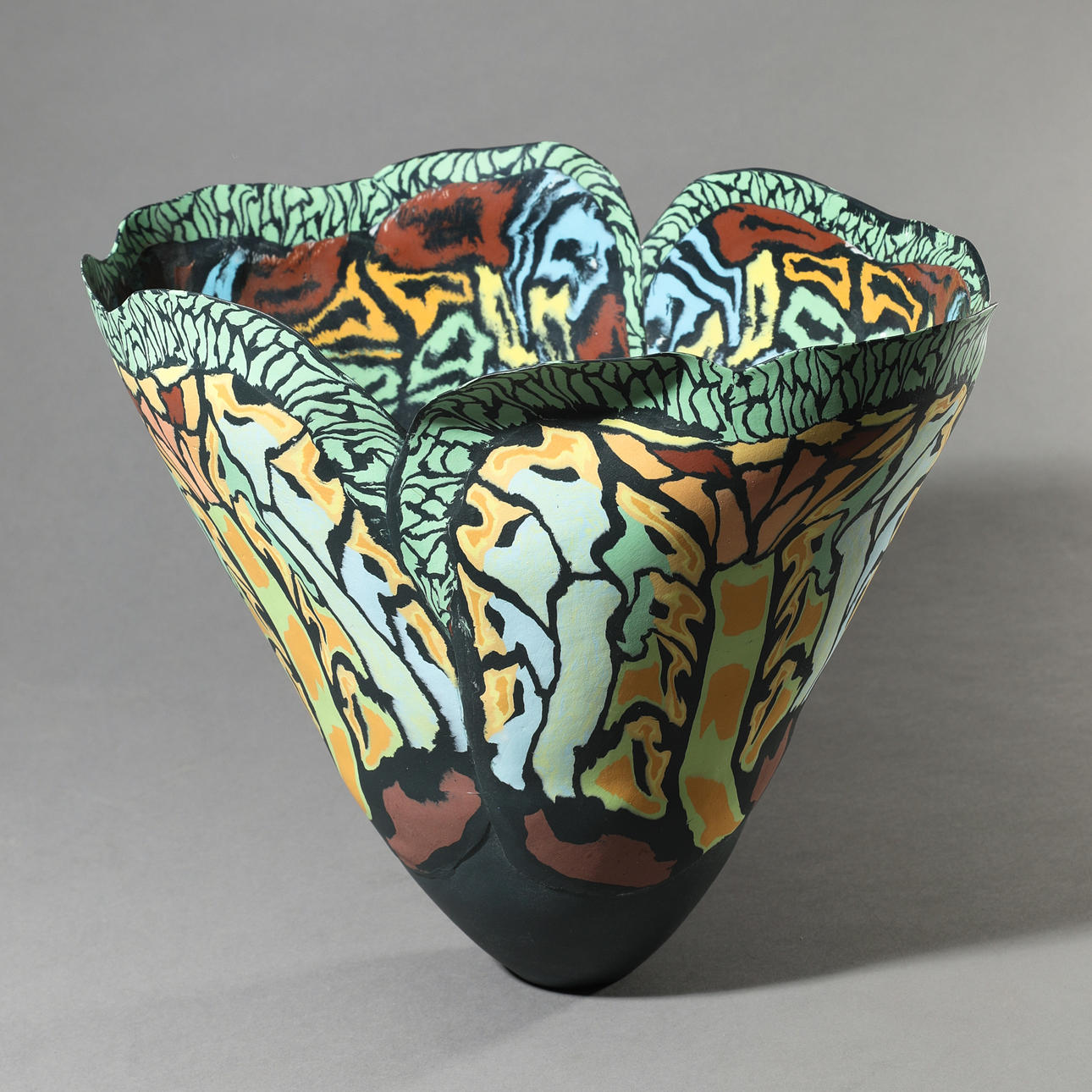 JUDITH DE VRIES. Large Vase (404-6).