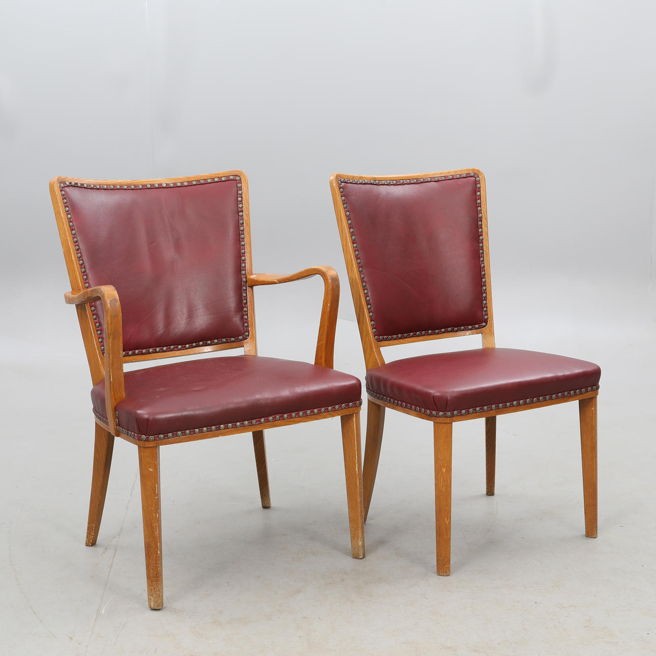 ARMCHAIR & CHAIR, 2 parts.