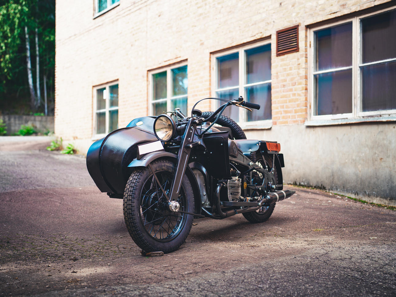 TERROT, AX2 with sidecar.