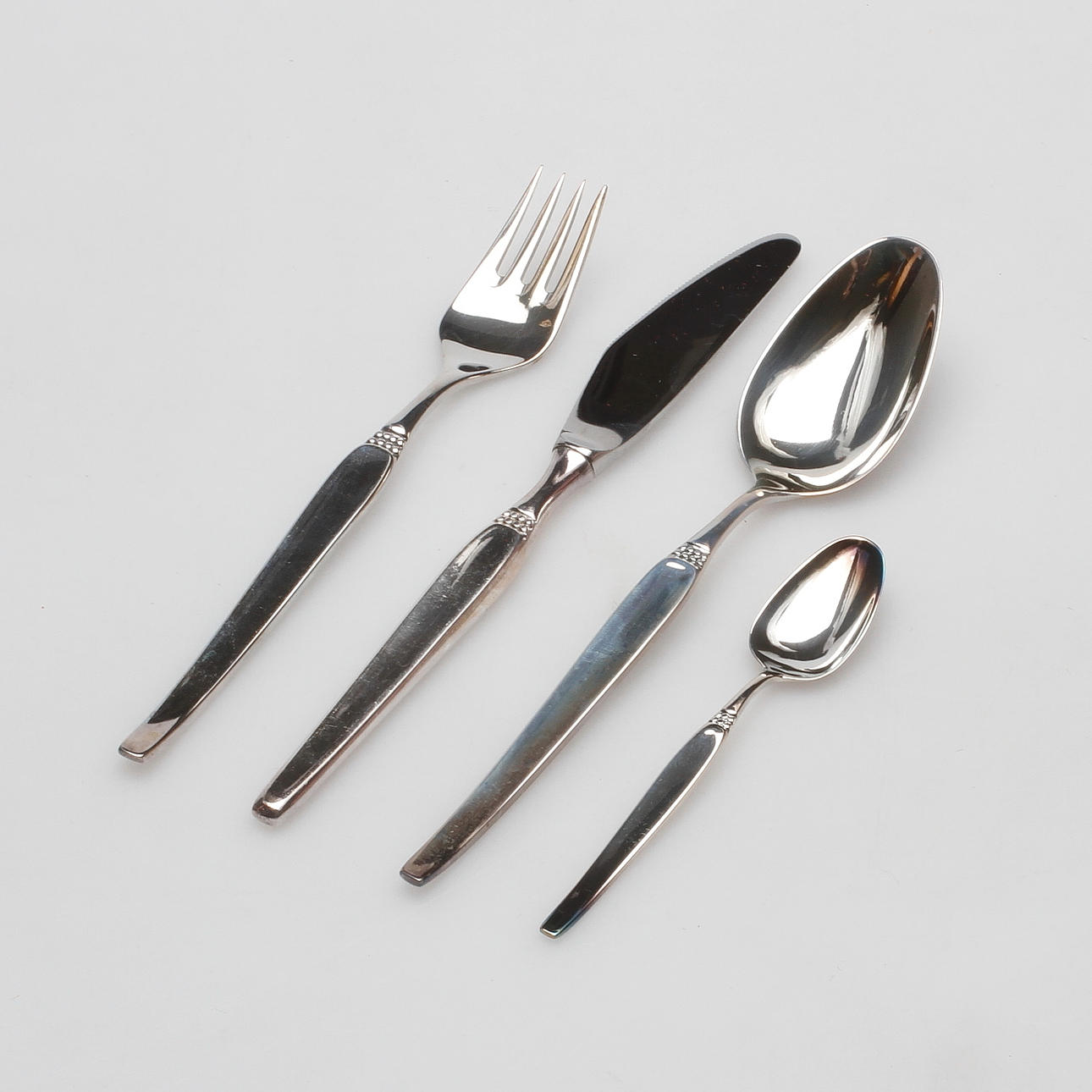 BESTICK, rostfritt, 30 delar, R&B.